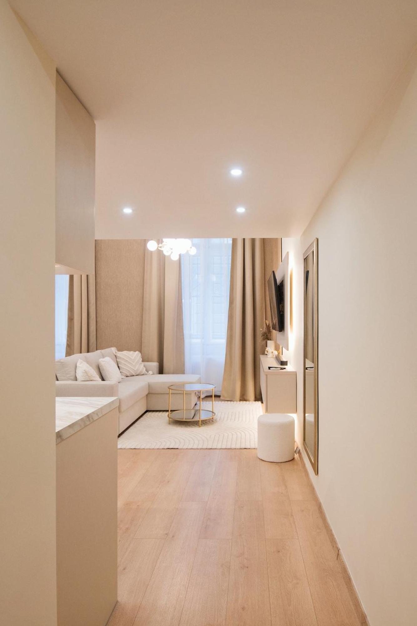 Hubner Apartment ブダペスト エクステリア 写真