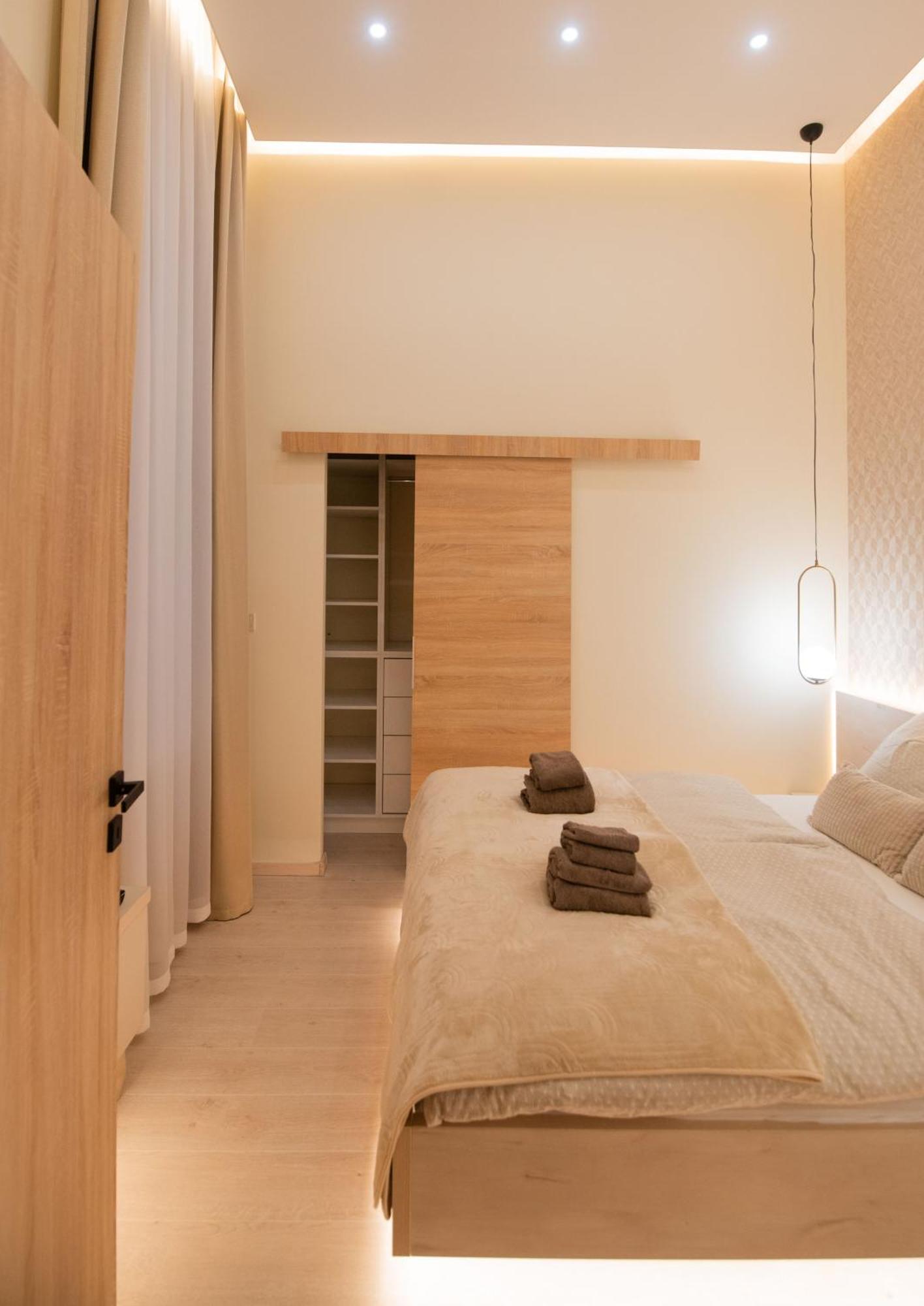 Hubner Apartment ブダペスト エクステリア 写真